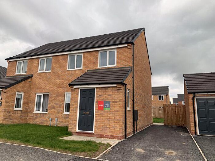 3 Bedroom Semi Detached House To Rent In Langley Way, Horncastle, Lincs, LN9