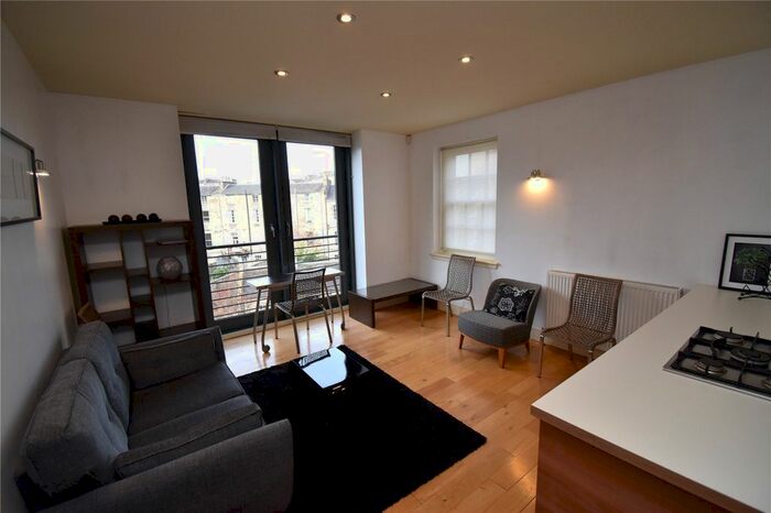 1 Bedroom Flat To Rent In Brunswick Street, Edinburgh, EH7