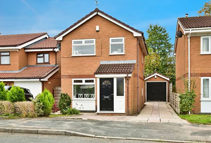 3 Bedroom Detached House For Sale In Pochard Drive, Broadheath, Altrincham, Greater Manchester, WA14