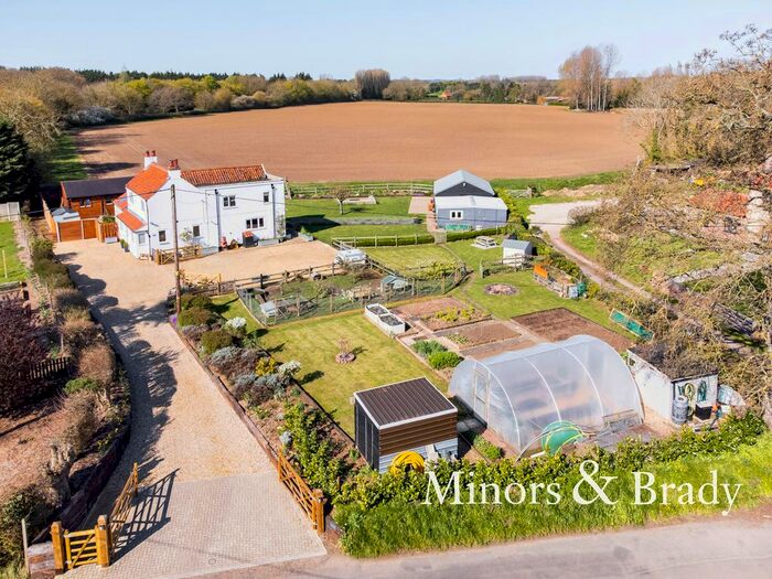 3 Bedroom Detached House For Sale In Podmore Lane, Scarning, Dereham, NR19