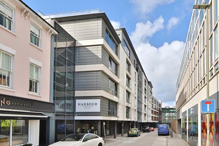 2 Bedroom Apartment To Rent In The Residence, Guildford, GU1