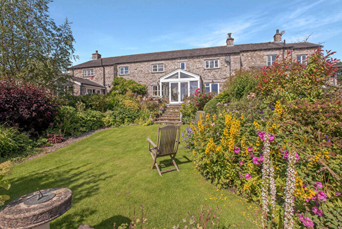4 Bedroom Barn Conversion For Sale In Dykes Lane, Yealand Conyers, LA5