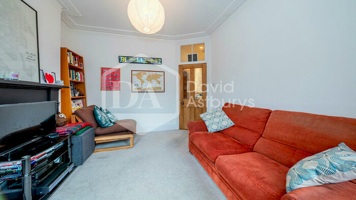 2 Bedroom Apartment To Rent In Birkbeck Road, Crouch End, London, N8