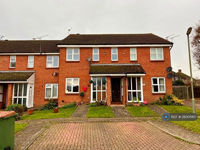 1 Bedroom Flat To Rent In Markham Road, Capel, Dorking, RH5