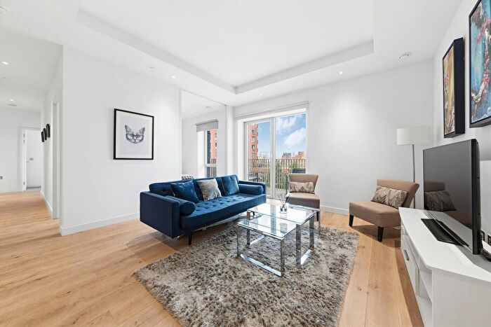 3 Bedroom Flat For Sale In Hercules House, Botanic Sqaure, London, E14