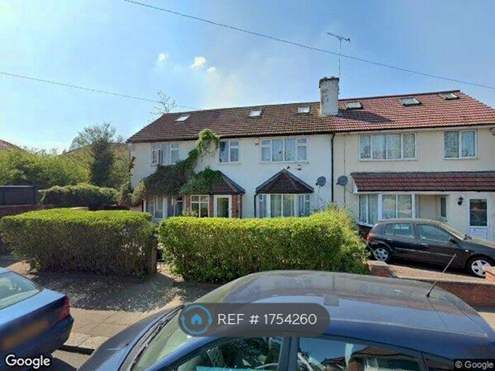 1 Bedroom Flat To Rent In Preston Hill, Harrow, HA3
