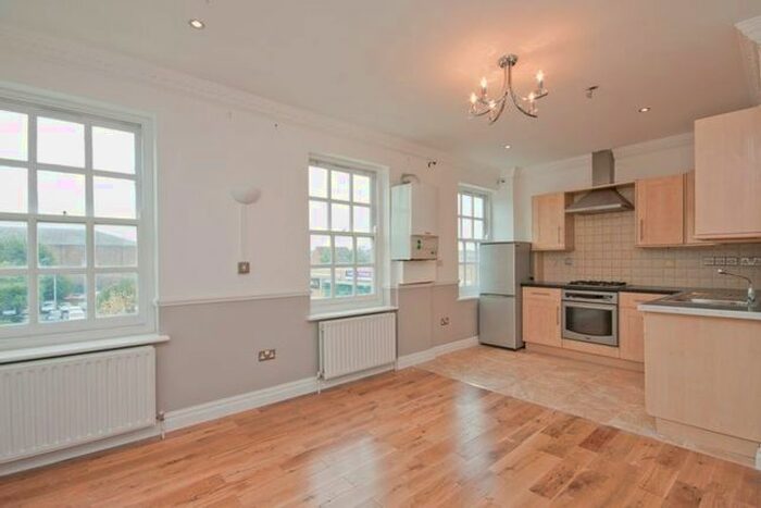 2 Bedroom Flat To Rent In Charrington House, Cephas Avenue, London, E1