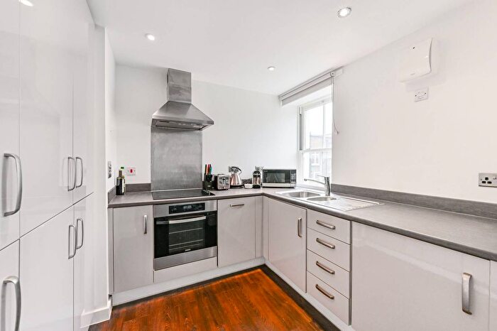 2 Bedroom Flat For Sale In Whitfield Place, Fitzrovia, London, W1T