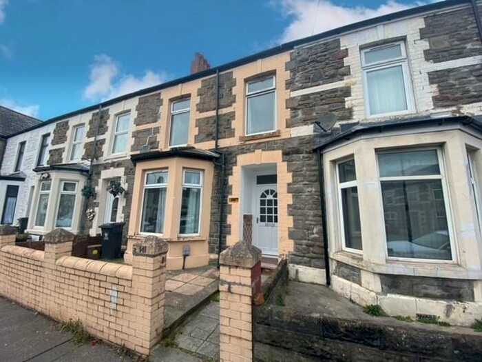 4 Bedroom House To Rent In Broadway, Cardiff, CF24