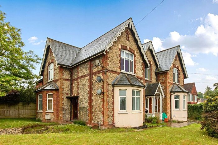 1 Bedroom Flat To Rent In St Johns, Sevenoaks, TN13