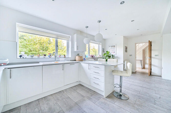 5 Bedroom Detached House For Sale In Grove Road, Godalming, Surrey, GU7