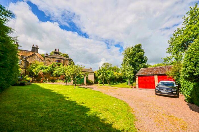 Detached House For Sale In Lyme House, Green Road, Barnsley, S75