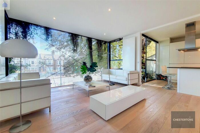 3 Bedroom Detached House To Rent In North Eyot Gardens, Hammersmith, London, W6