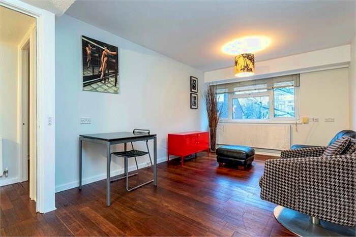 1 Bedroom Flat To Rent In Alscot Way, London, SE1
