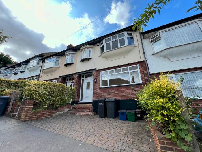 3 Bedroom Terraced House To Rent In Sunny Nook Gardens, South Croydon, CR2