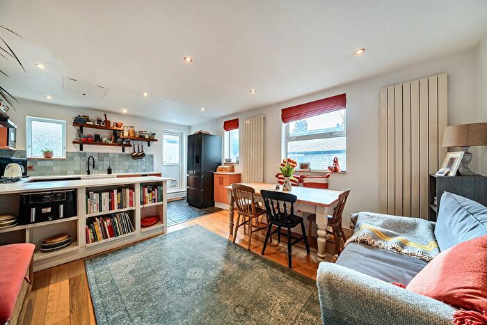 3 Bedroom Terraced House For Sale In South Park Road, Wimbledon, London, SW19