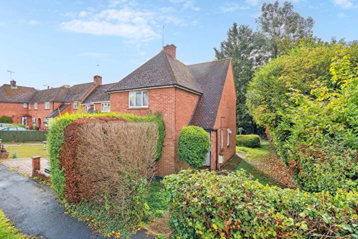 2 Bedroom Maisonette For Sale In Grove Road, Amersham, HP6