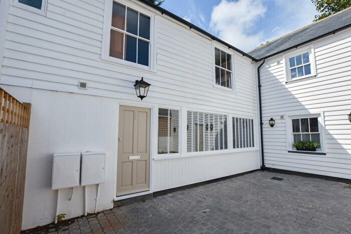 3 Bedroom Terraced House To Rent In Gillsmans Hill, St. Leonards-On-Sea, TN38