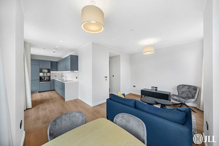 1 Bedroom Flat To Rent In Zinc Street, London, E15