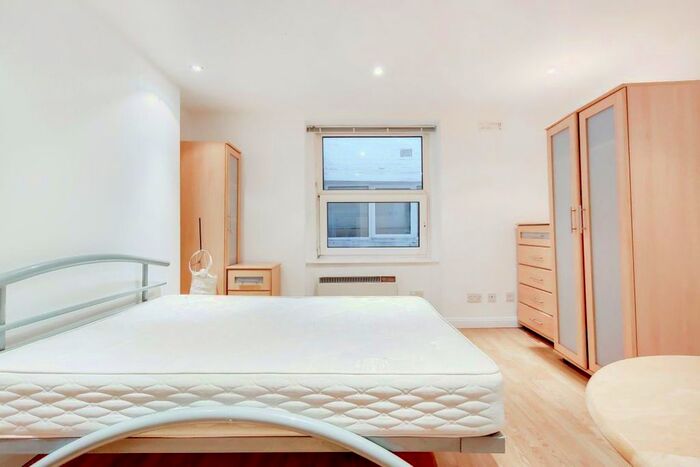 Studio To Rent In Gloucester Place, Marylebone, NW1