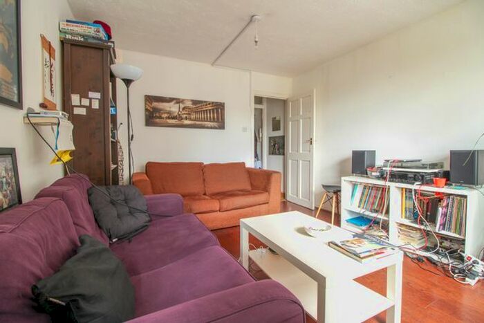 4 Bedroom Flat To Rent In Cazenove Road, Stoke Newington, N16