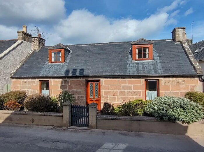 2 Bedroom Detached House For Sale In High Street, Garmouth, IV32