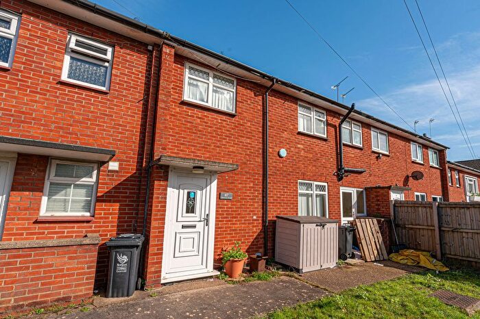 3 Bedroom Terraced House For Sale In Llanwern Road, Newport, NP19