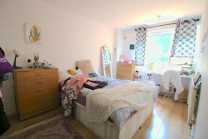 4 Bedroom Flat To Rent In Southern Grove, London, E3