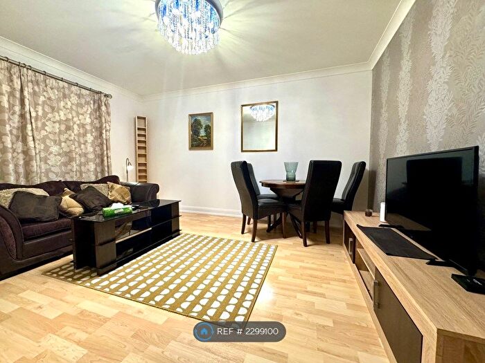 1 Bedroom Flat To Rent In Randolph Gardens, London, NW6