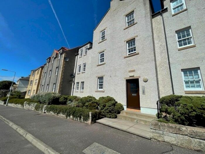 2 Bedroom Flat To Rent In Chalmers Brae, Anstruther, KY10