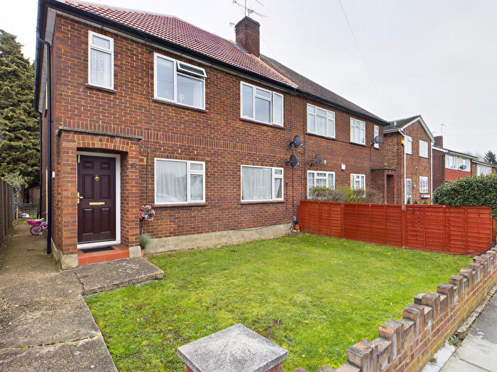 2 Bedroom Apartment To Rent In Great Central Avenue, Ruislip, HA4