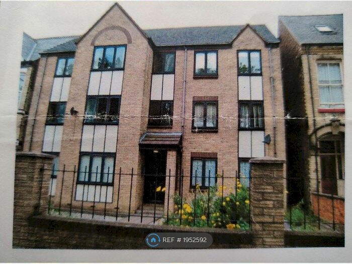 2 Bedroom Flat To Rent In Beverley Road, Hull, HU5