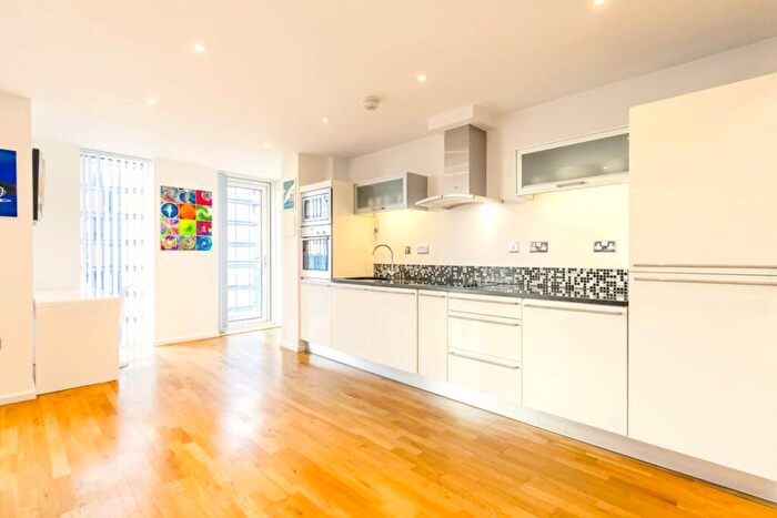 2 Bedroom Flat For Sale In Ability Place, Millharbour, London, E14