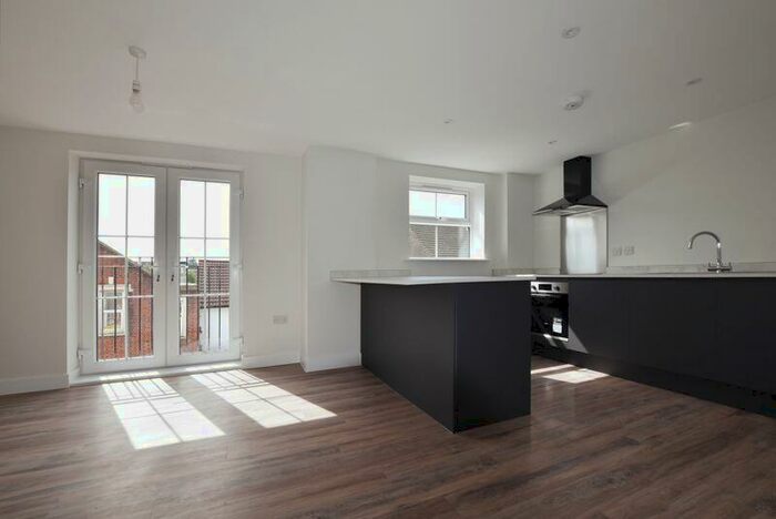 2 Bedroom Flat To Rent In Wilton Road, Salisbury, SP2