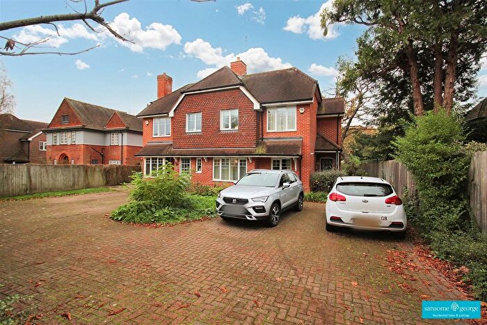 2 Bedroom Semi-Detached House To Rent In Parkside Road, Reading, RG30