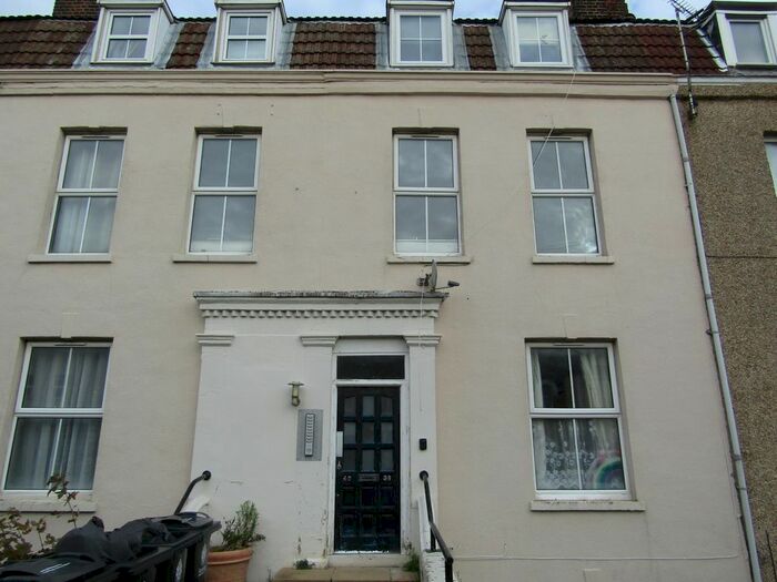 1 Bedroom Flat To Rent In Cliff Road, Dovercourt, Harwich CO12