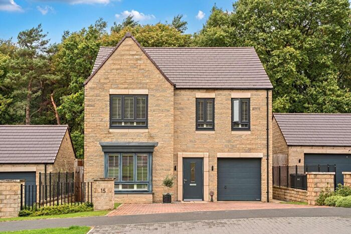 4 Bedroom Detached House For Sale In Snapdragon Way, Beckwithshaw, HG3