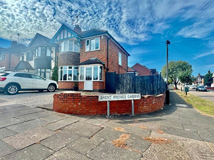 3 Bedroom Semi-Detached House For Sale In Brent Knowle Gardens, Leicester, LE5