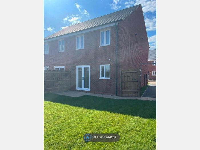 3 Bedroom Semi-Detached House To Rent In Myrtle Avenue, Mickleover, Derby, DE3