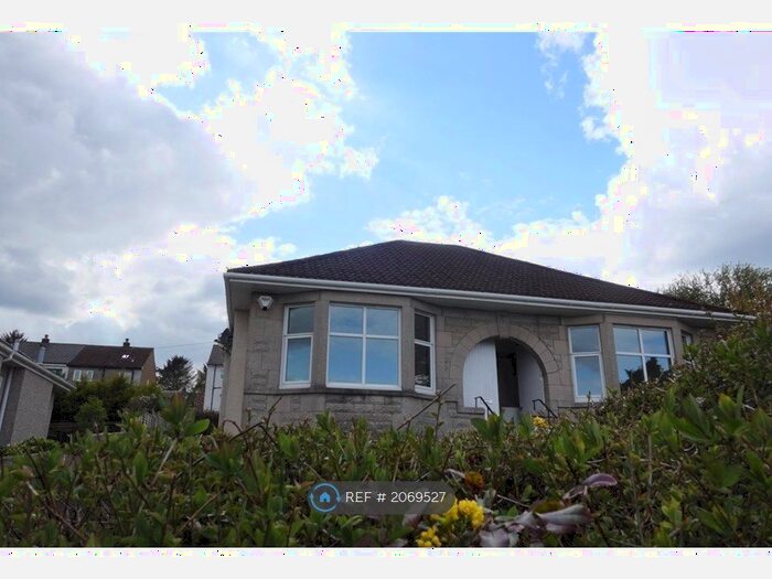 3 Bedroom Detached House To Rent In Dumgoyne Drive, Bearsden, Glasgow, G61