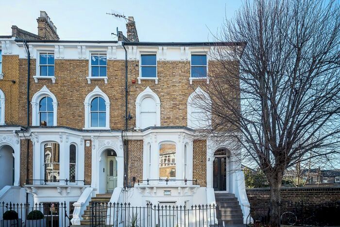 2 Bedroom Flat To Rent In Liston Road, Clapham, SW4