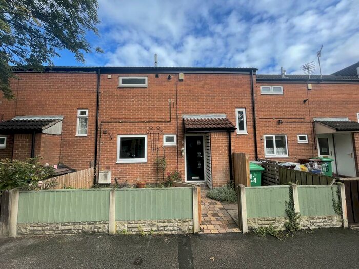 3 Bedroom Terraced House To Rent In Lambie Close, Wollaton, NG8