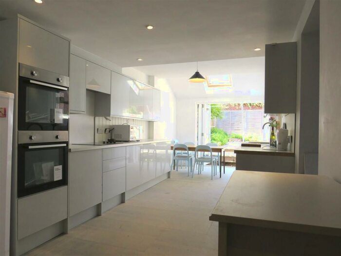 6 Bedroom House To Rent In Unthank Road, Norwich, NR2