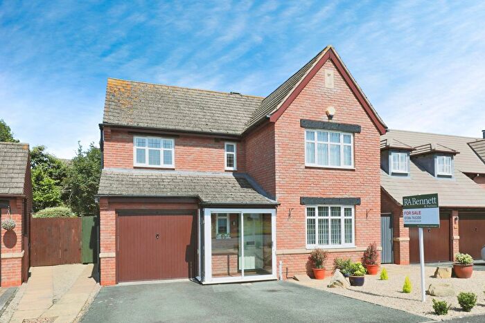 4 Bedroom Detached House For Sale In Stephenson Way, Honeybourne, Evesham, Worcestershire, WR11