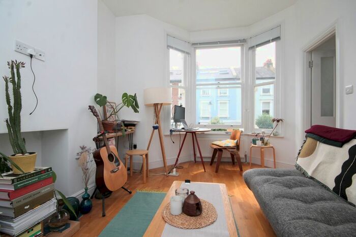 1 Bedroom Flat To Rent In Raveley Street, Kentish Town, NW5