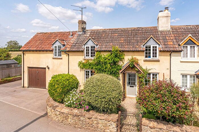 4 Bedroom Semi-Detached House For Sale In Rommel Lane, Crudwell, SN16