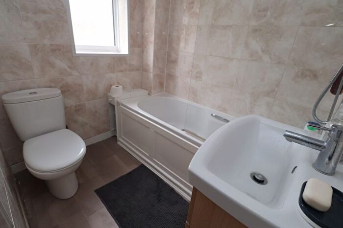1 Bedroom Detached House To Rent In Langdale Drive, Highwoods, CO4