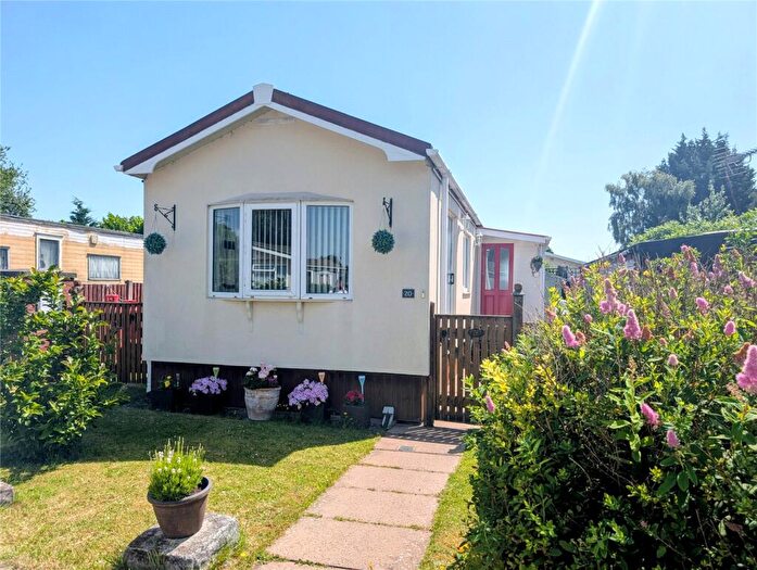 2 Bedroom Detached House For Sale In The Saltings, Stafford, Staffordshire, ST18