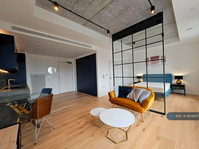 1 Bedroom Flat To Rent In Douglass Tower, London, E14
