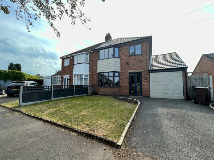 3 Bedroom Semi-Detached House To Rent In Coton Grove, Shirley, Solihull, West Midlands, B90